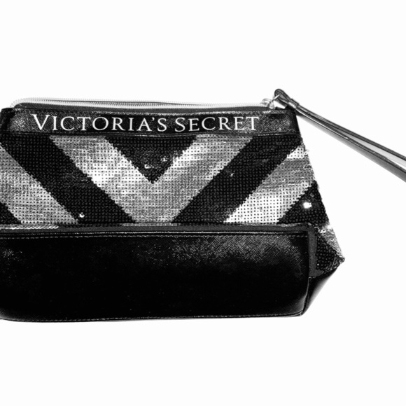 Victoria's Secret Chevron Black and White Clutch - Picture 3 of 7